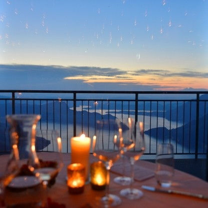 Bild von Gutschein Candle Light Dinner mit Übernachtung in der Bergsuite